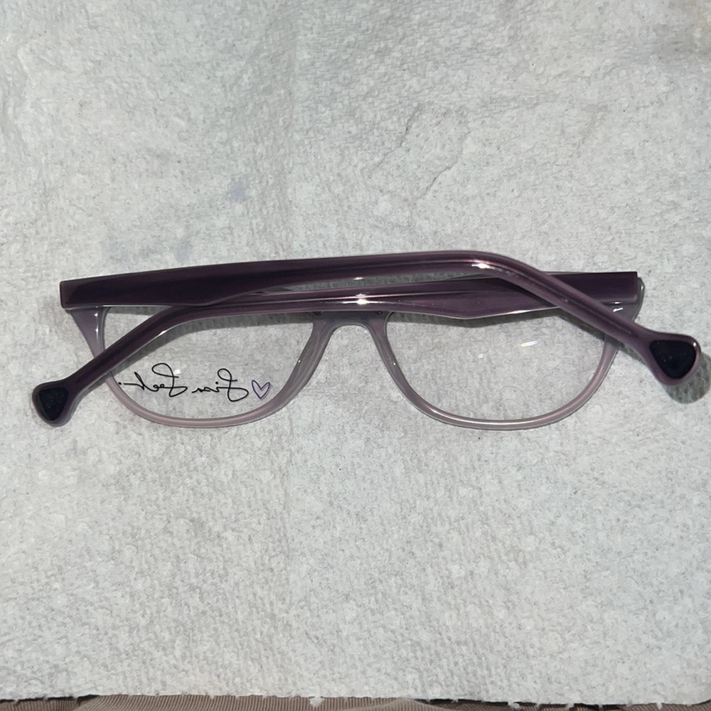 Lisa Loeb- Shiggle frame - Picture 3 of 5
